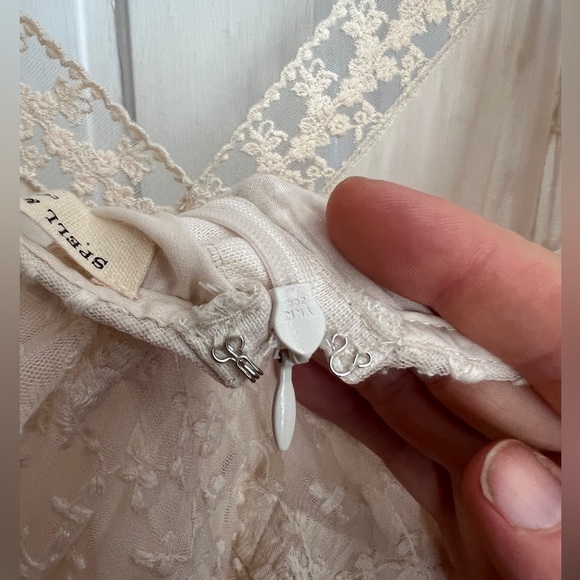 NWOT Spell and the Gypsy Collective Le Gauze Lace Kerchief Dress Sz. L - Picture 4 of 11